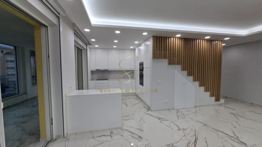 Apartamento T4 para Venda em Lagos (São Sebastião e Santa Maria) Foto 7
