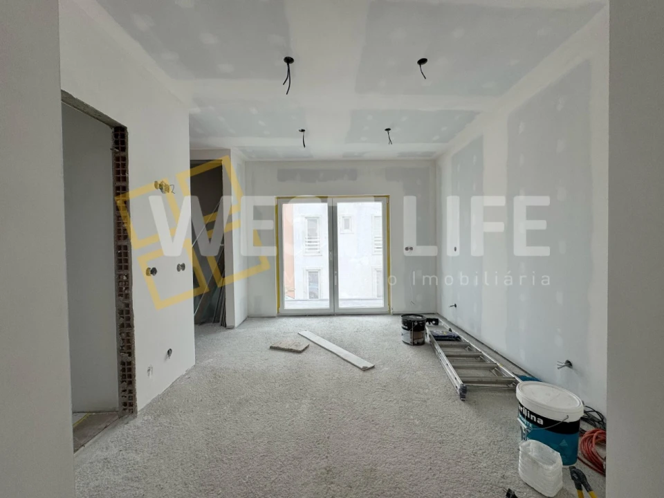 Moradia T3 para Venda em Encarnação Foto 15