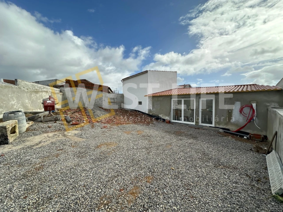 Moradia T3 para Venda em Lourinhã e Atalaia Foto 13