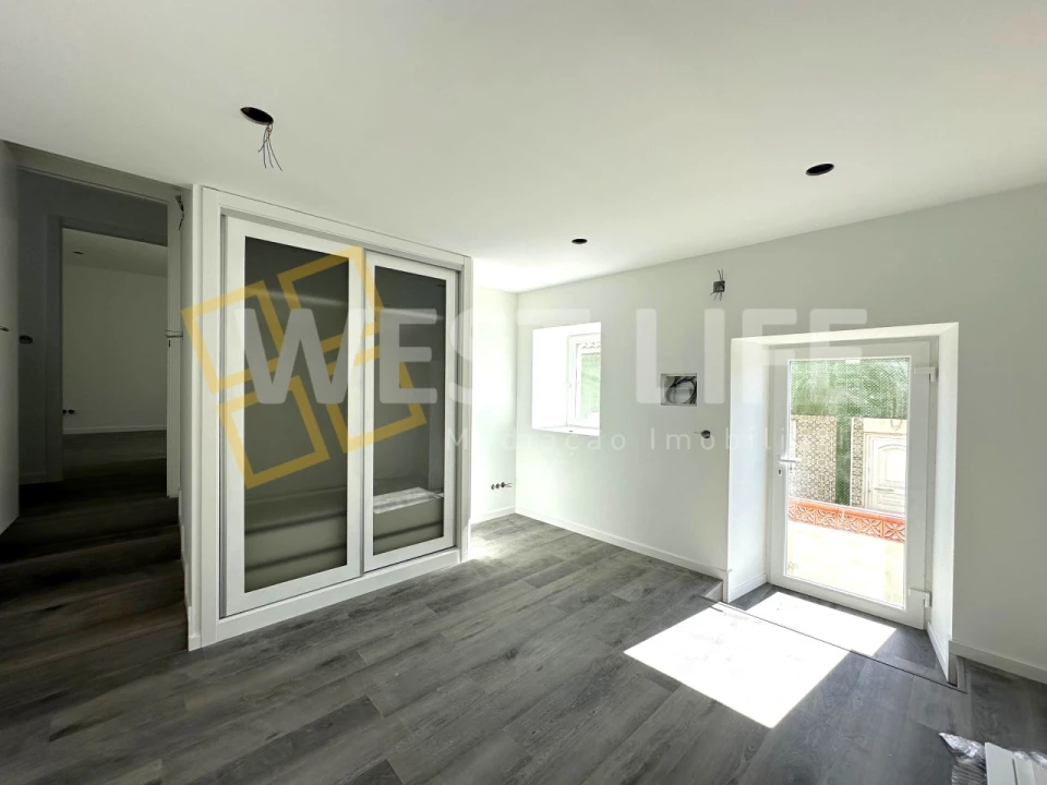 Moradia T3 para Venda em Lourinhã e Atalaia Foto 1