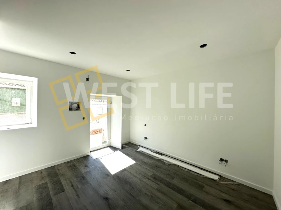 Moradia T3 para Venda em Lourinhã e Atalaia Foto 2