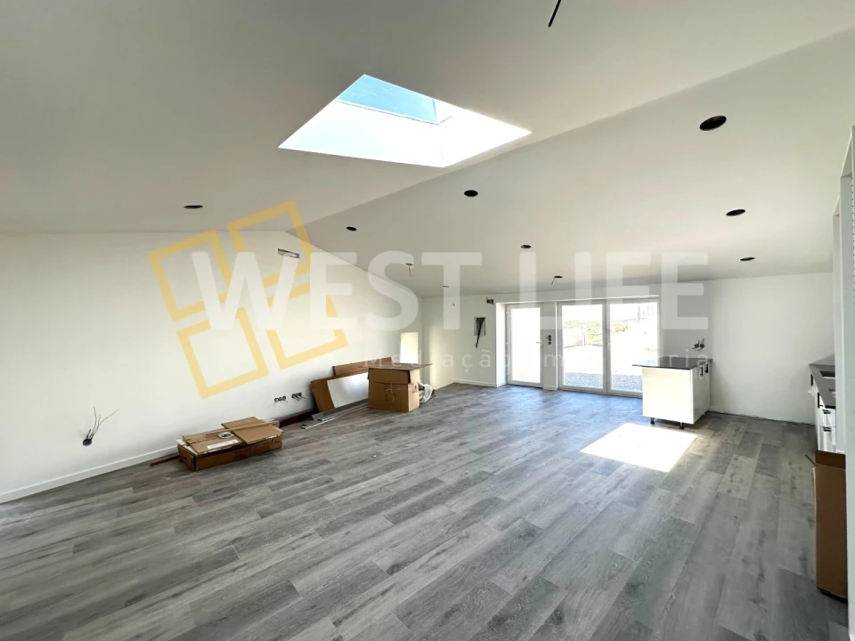 Moradia T3 para Venda em Lourinhã e Atalaia Foto 3