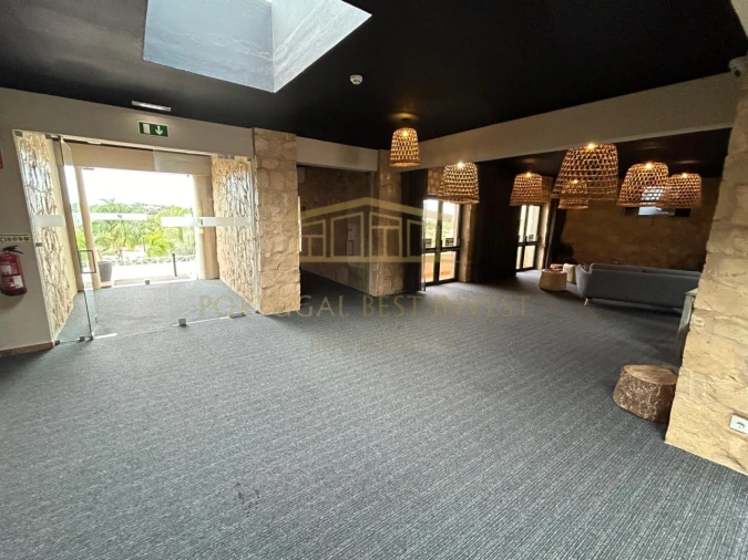 Apartamento T2 para Venda em Estômbar e Parchal Foto 5