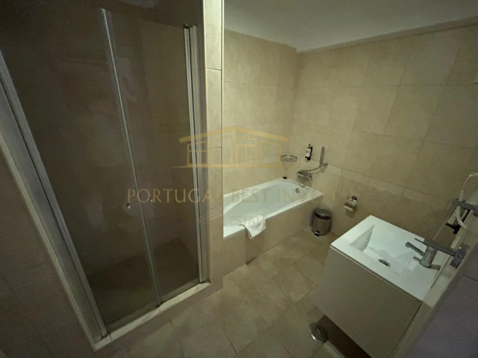 Apartamento T2 para Venda em Estômbar e Parchal Foto 14