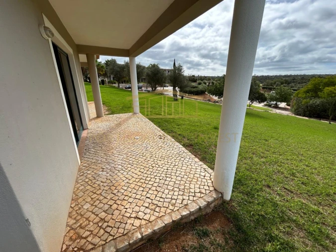 Apartamento T2 para Venda em Estômbar e Parchal Foto 20