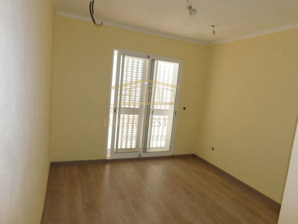 Moradia T6 para Venda em Silves Foto 39