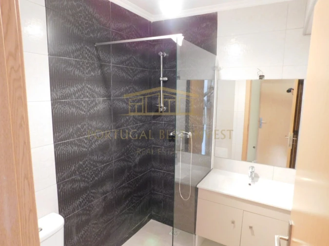 Moradia T6 para Venda em Silves Foto 42