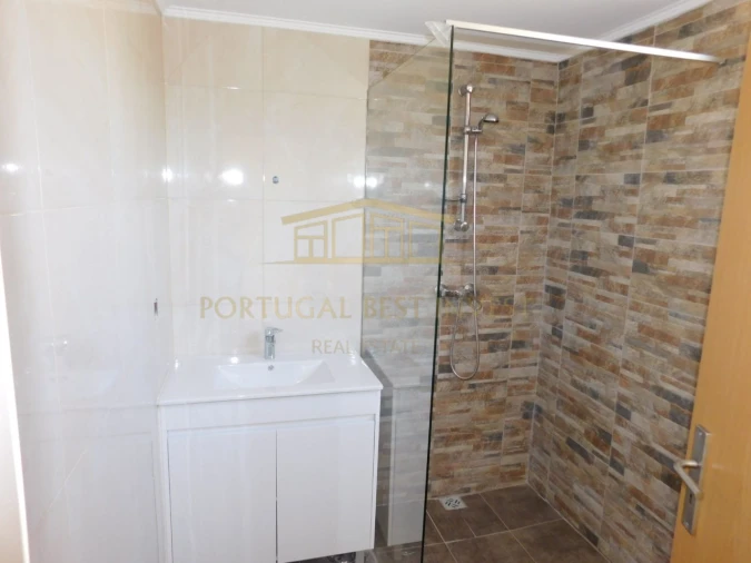 Moradia T6 para Venda em Silves Foto 35