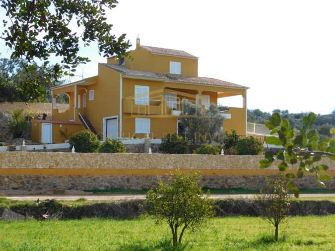 Moradia T6 para Venda em Silves Foto 90