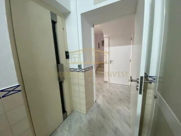 Moradia T7 para Venda em Portimão