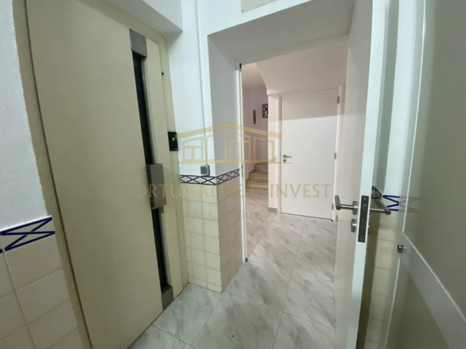 Moradia T7 para Venda em Portimão Foto 18