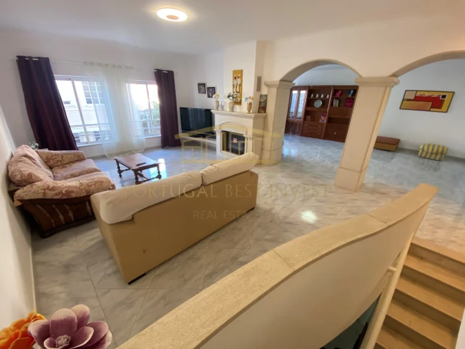 Moradia T7 para Venda em Portimão