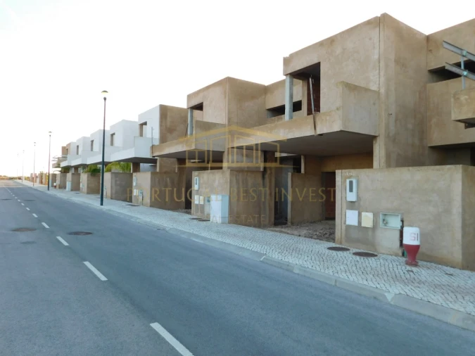 Terreno para Venda em Vila de Sagres Foto 17