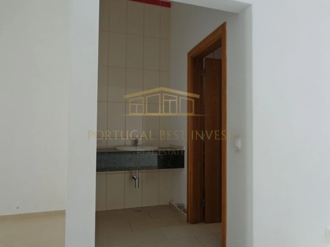 Loja para Venda em Ferragudo Foto 2