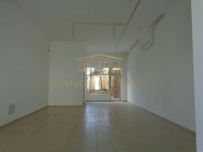 Loja para Venda em Ferragudo Foto 3