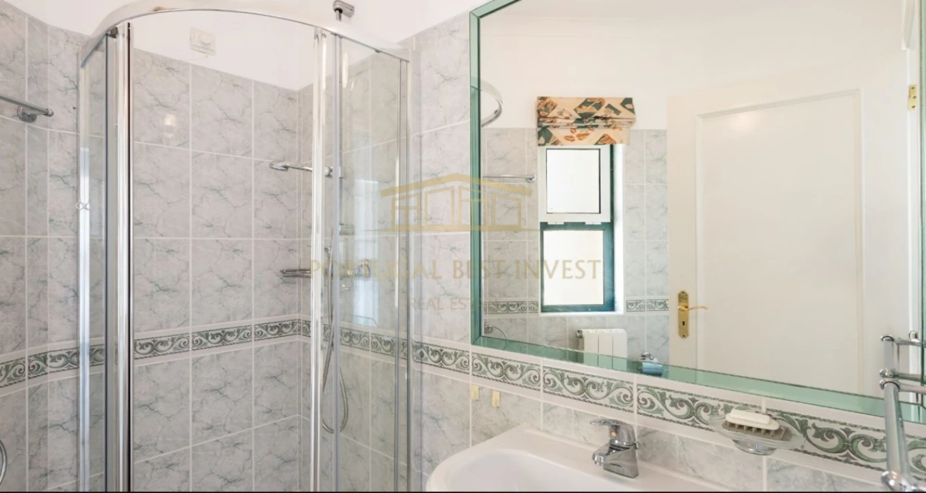 Apartamento T2 para Venda em Estômbar e Parchal Foto 13