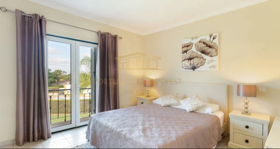 Apartamento T2 para Venda em Estômbar e Parchal Foto 8