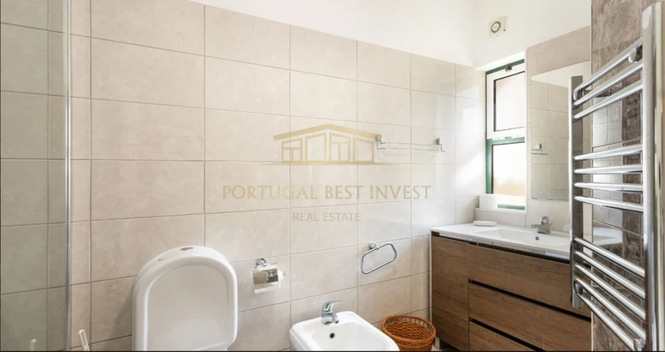 Apartamento T2 para Venda em Estômbar e Parchal Foto 12