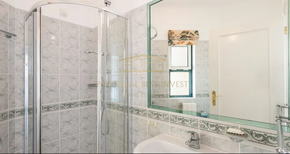 Apartamento T2 para Venda em Estômbar e Parchal Foto 13