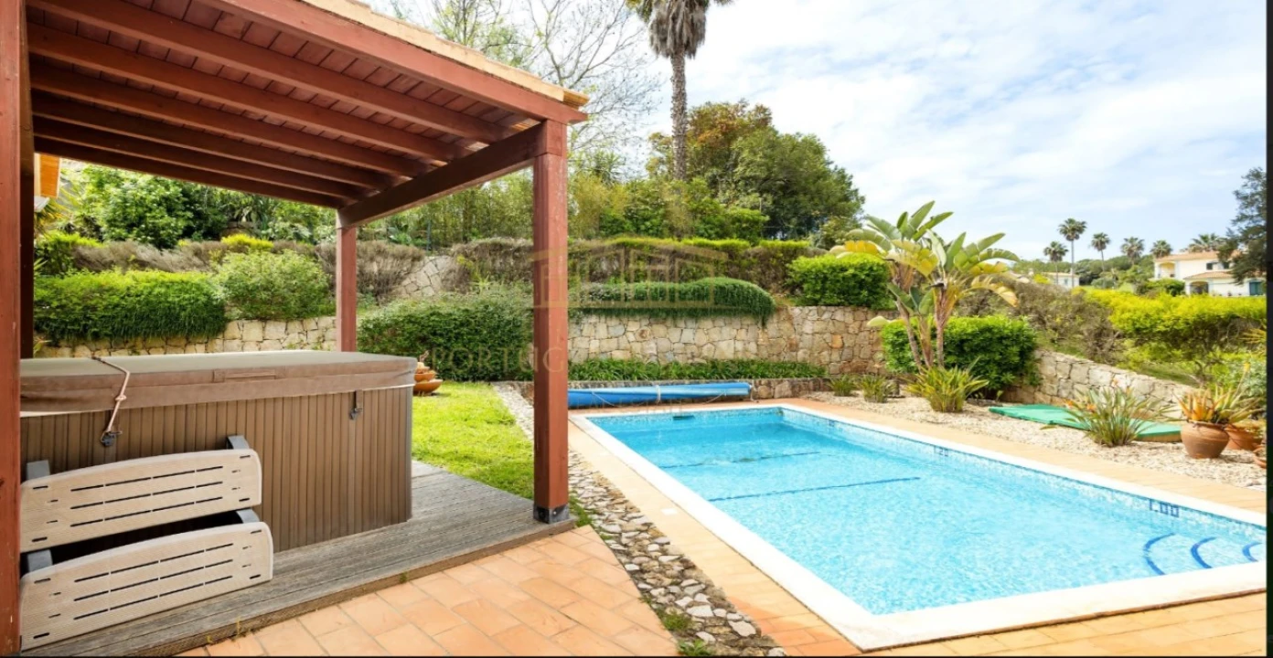 Moradia T4 para Venda em Lagoa e Carvoeiro Foto 2