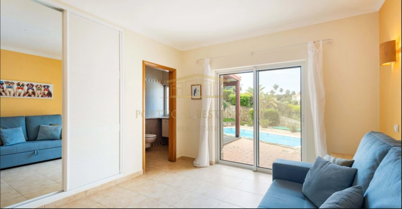 Moradia T4 para Venda em Lagoa e Carvoeiro Foto 11