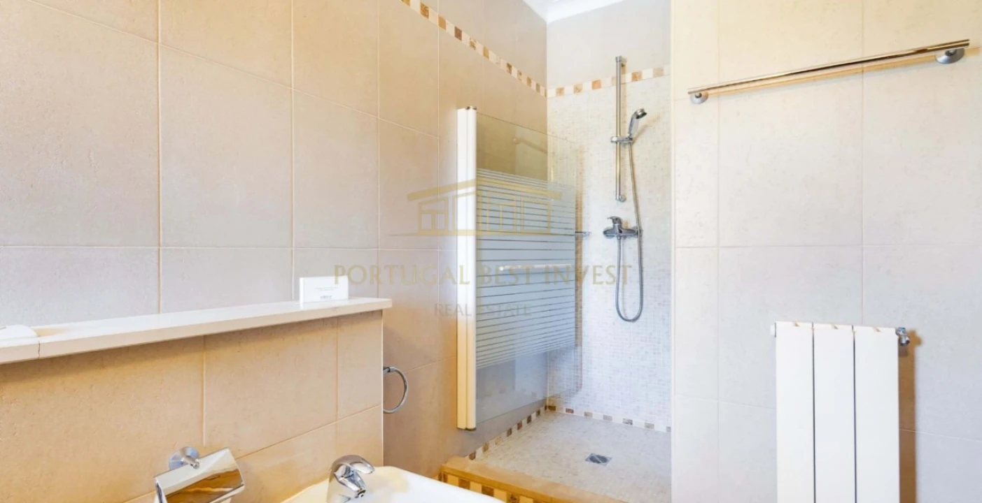 Moradia T4 para Venda em Lagoa e Carvoeiro Foto 21