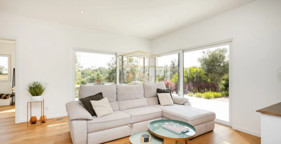 Moradia T3 para Venda em Ferragudo Foto 5