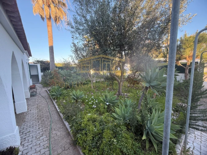 Moradia T5 para Venda em Alvor Foto 34