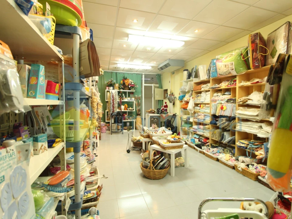 Loja para Venda em Lagoa e Carvoeiro Foto 3