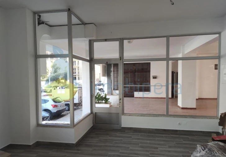 Loja para Venda em Armação de Pera Foto 2