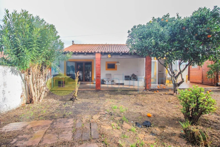 Moradia T3 para Venda em Albufeira e Olhos de Água Foto 25