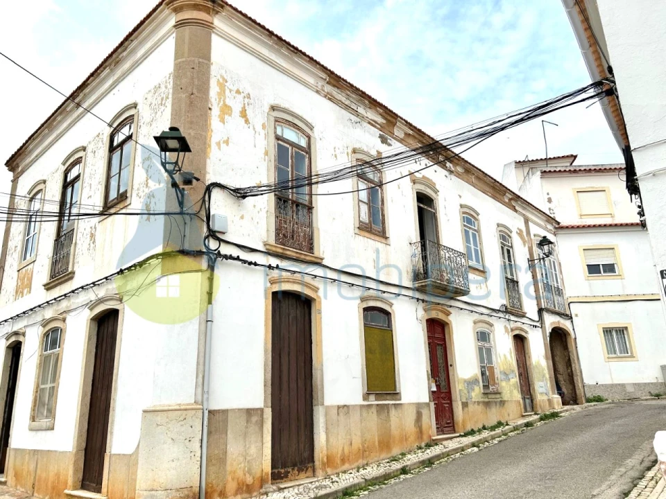 Prédio para Venda em Lagoa e Carvoeiro Foto 1