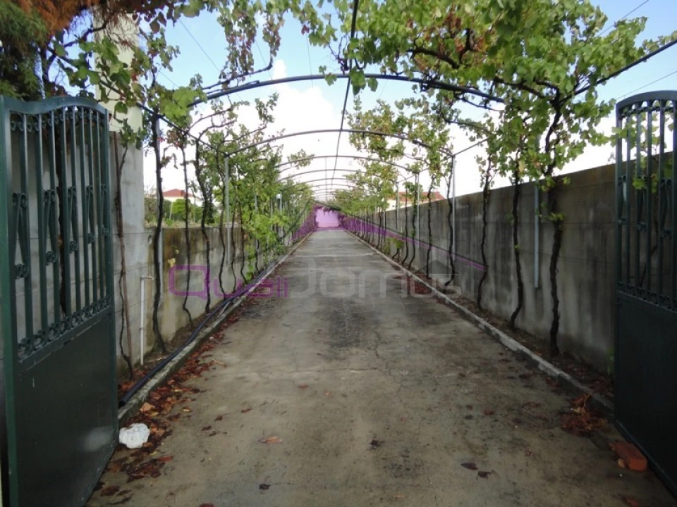 Moradia T4 para Venda em Nossa Sra de Fatima Foto 27