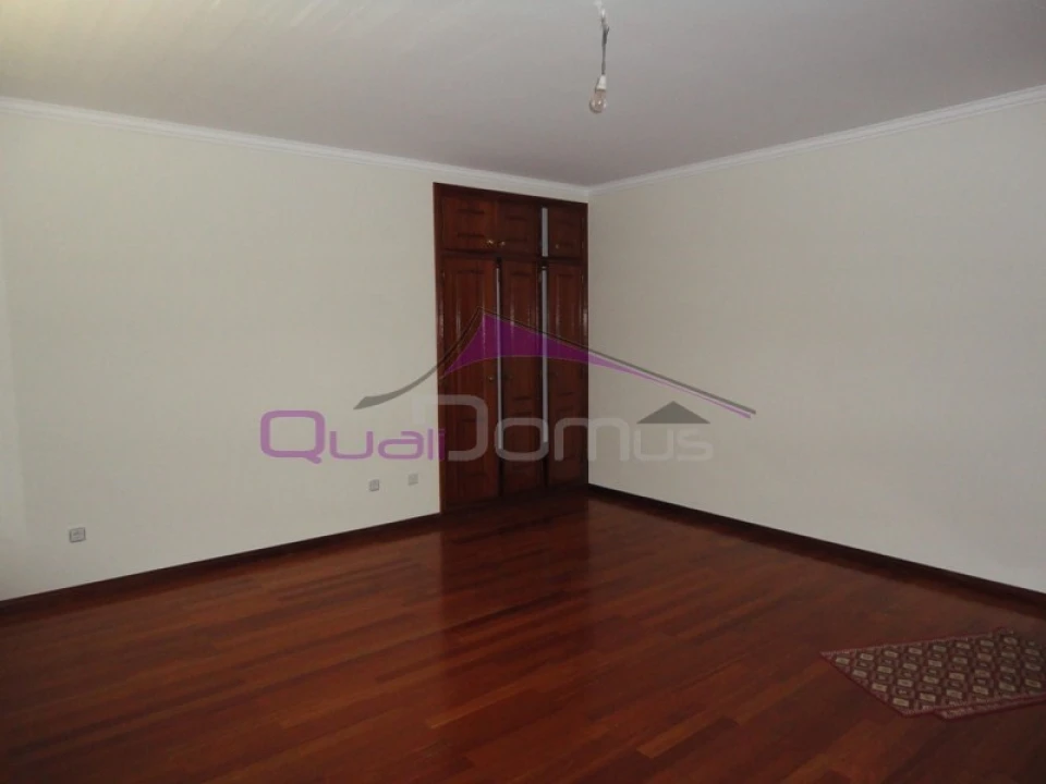 Moradia T4 para Venda em Nossa Sra de Fatima Foto 40