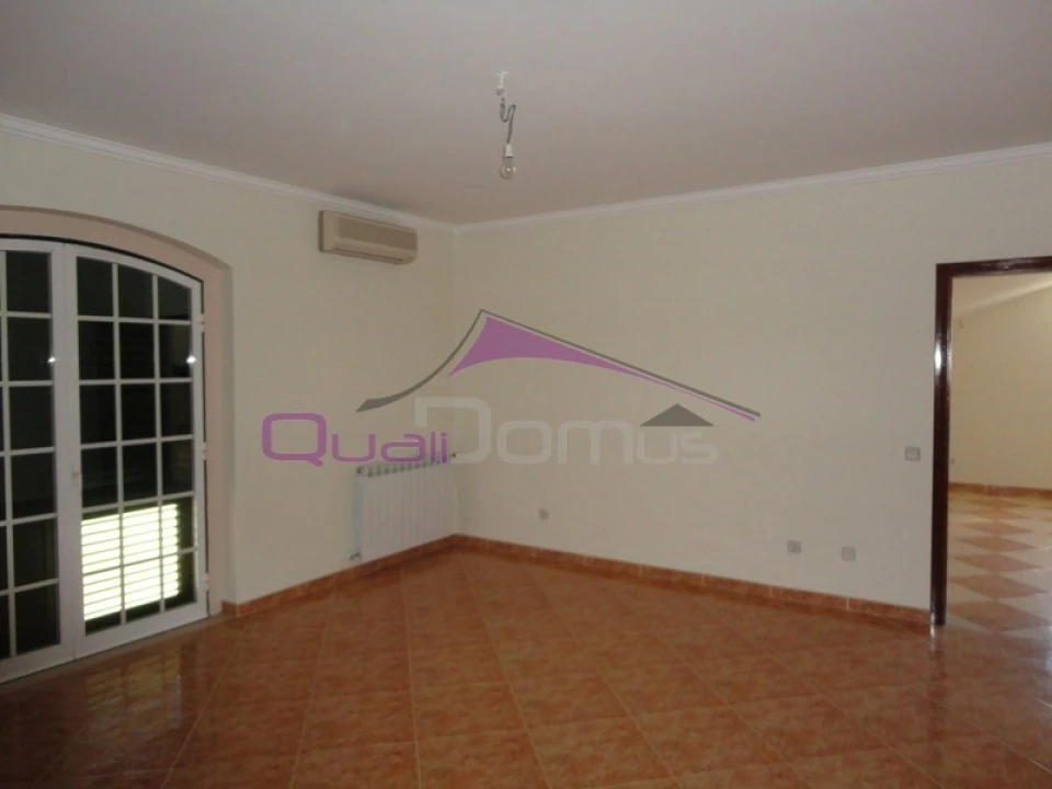 Moradia T4 para Venda em Nossa Sra de Fatima Foto 43