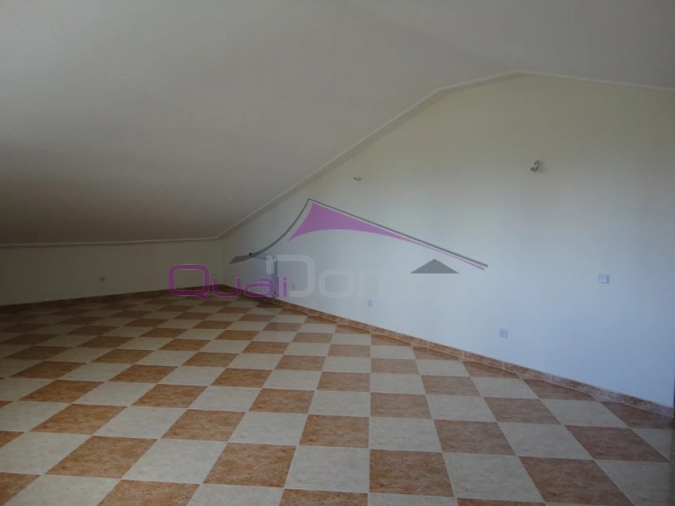 Moradia T4 para Venda em Nossa Sra de Fatima Foto 52