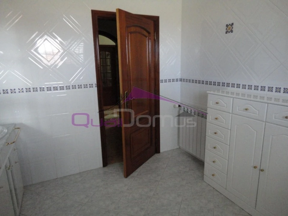 Moradia T4 para Venda em Nossa Sra de Fatima Foto 62