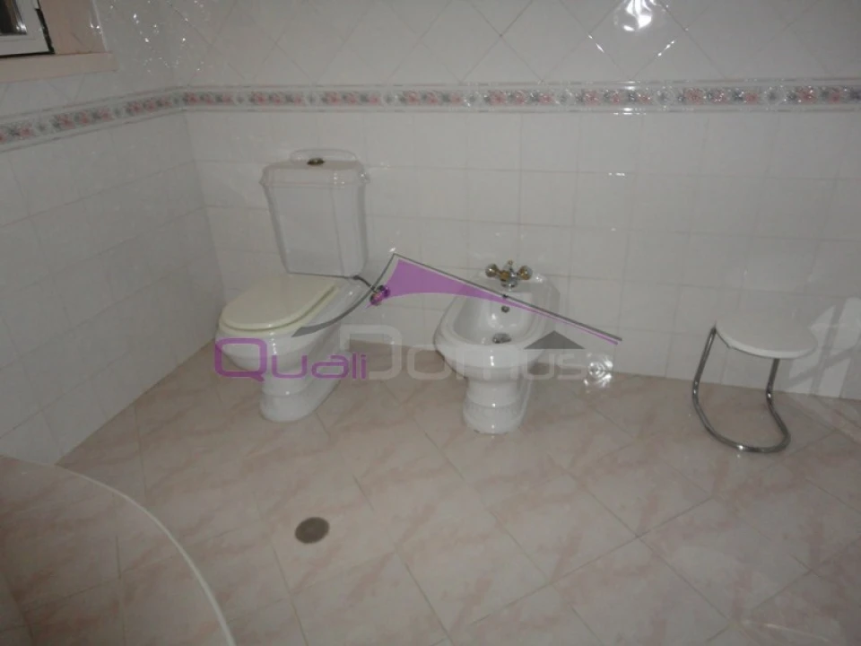 Moradia T4 para Venda em Nossa Sra de Fatima Foto 64