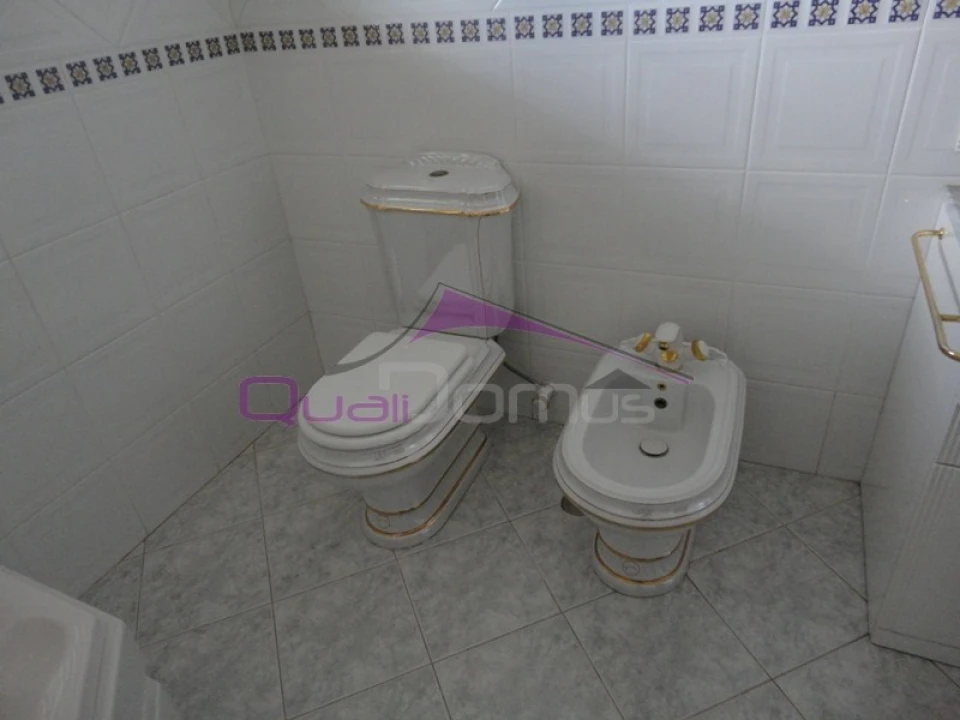 Moradia T4 para Venda em Nossa Sra de Fatima Foto 71