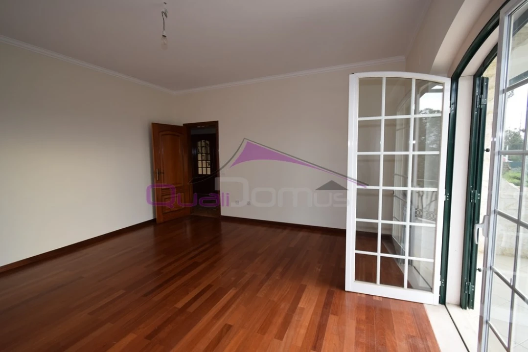 Moradia T4 para Venda em Nossa Sra de Fatima Foto 86