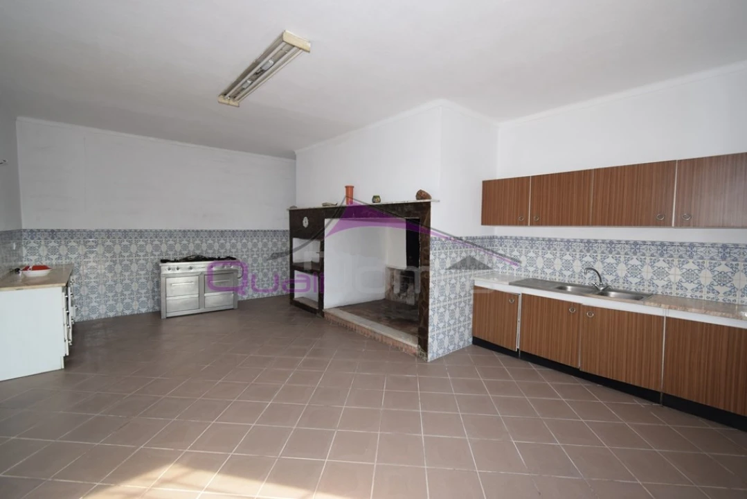 Moradia T4 para Venda em Nossa Sra de Fatima Foto 110