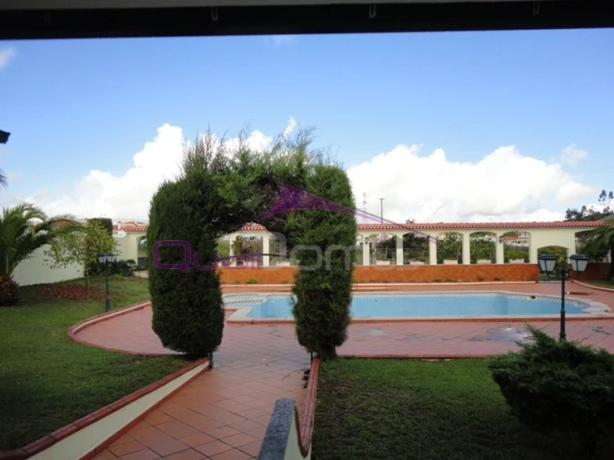 Moradia T4 para Venda em Nossa Sra de Fatima Foto 2