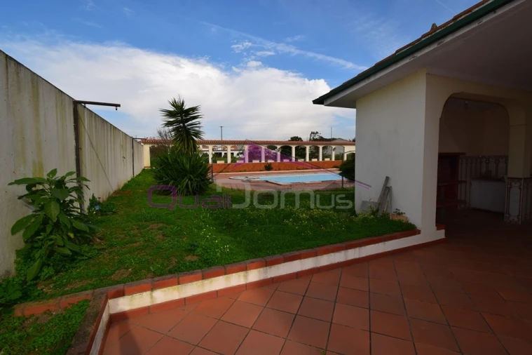 Moradia T4 para Venda em Nossa Sra de Fatima Foto 6