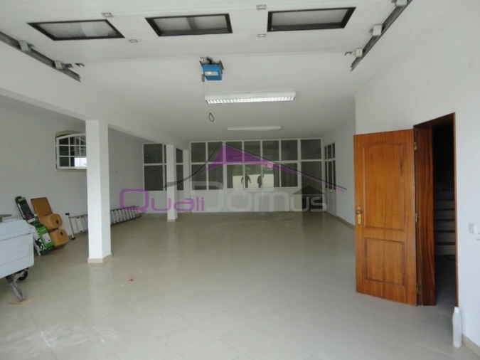 Moradia T4 para Venda em Nossa Sra de Fatima Foto 32