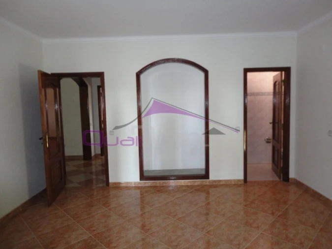 Moradia T4 para Venda em Nossa Sra de Fatima Foto 41