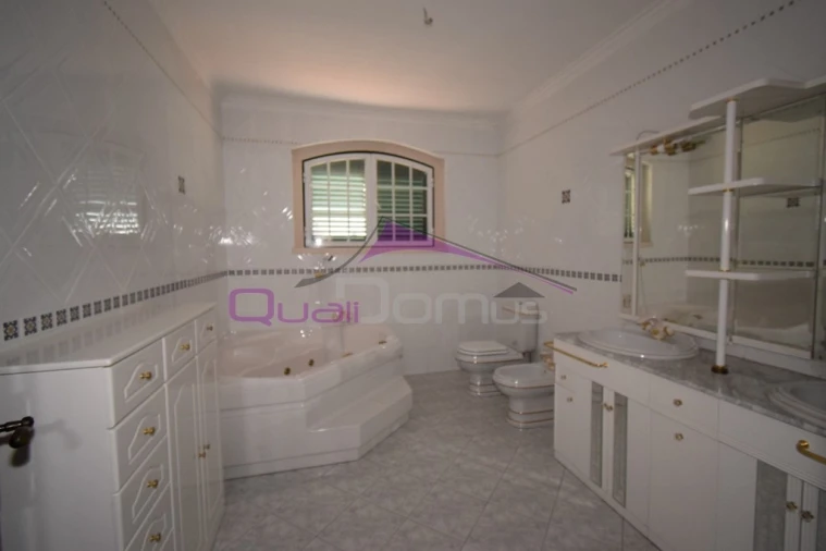 Moradia T4 para Venda em Nossa Sra de Fatima Foto 81