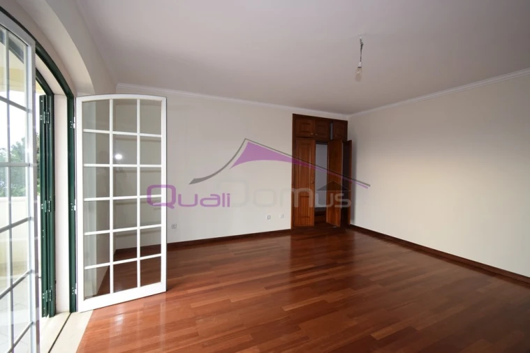 Moradia T4 para Venda em Nossa Sra de Fatima Foto 92