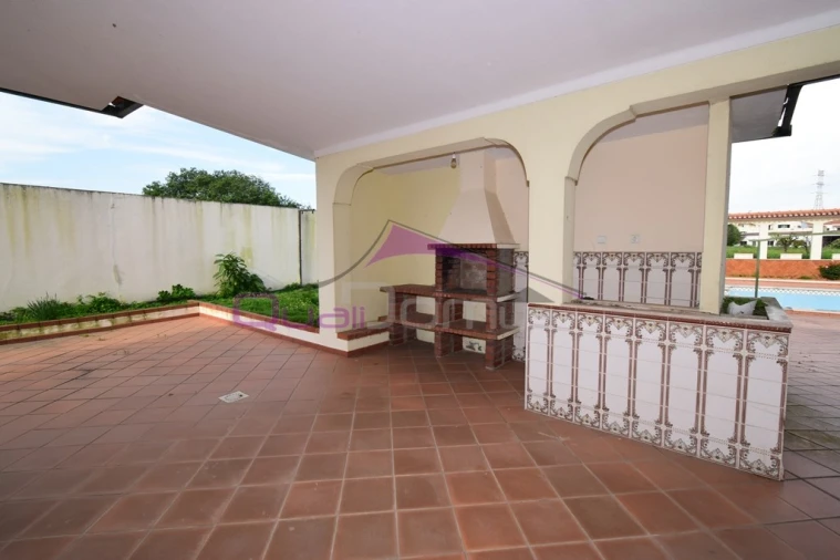 Moradia T4 para Venda em Nossa Sra de Fatima Foto 100