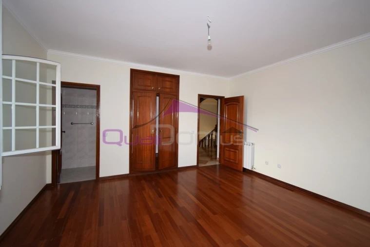 Moradia T4 para Venda em Nossa Sra de Fatima Foto 105