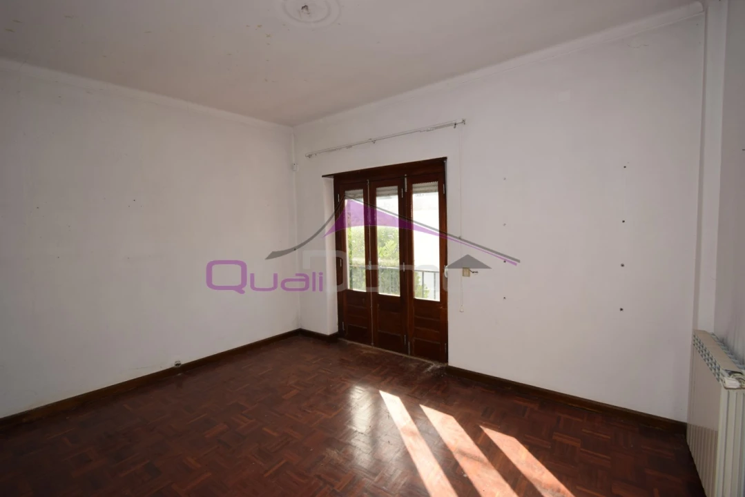 Moradia T4 para Venda em Minde Foto 28